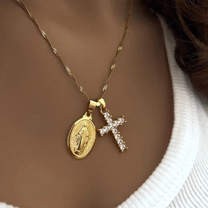 KHLOE JEWELS Paris Regina Necklace Necklaces
